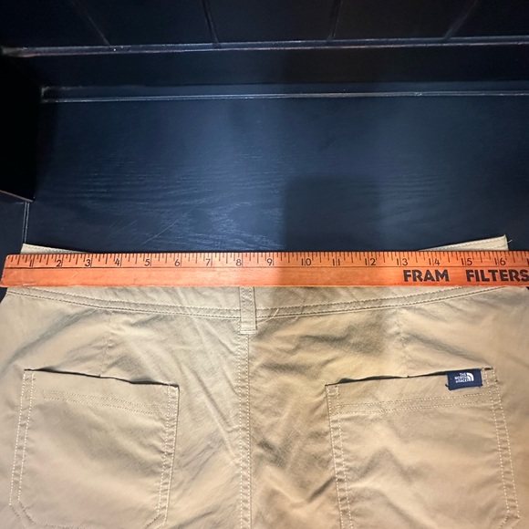 The North Face Women's Tan Cargo Shorts - Picture 11 of 14